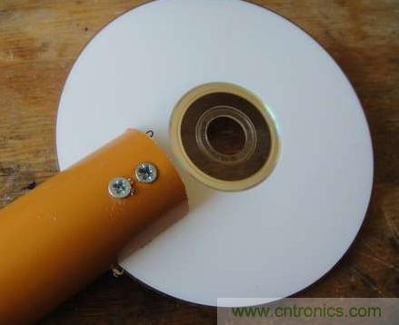 想減少電費(fèi)嗎？DIY一個(gè)迷你風(fēng)力發(fā)電機(jī)吧