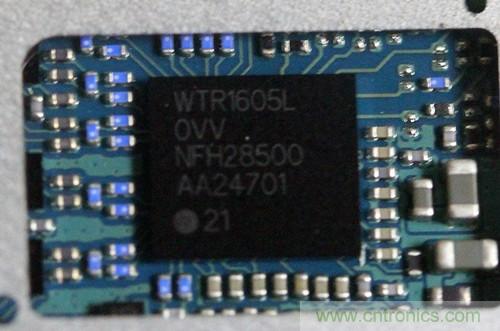 拆解4G新機索尼M35t：用料十足，易于維修