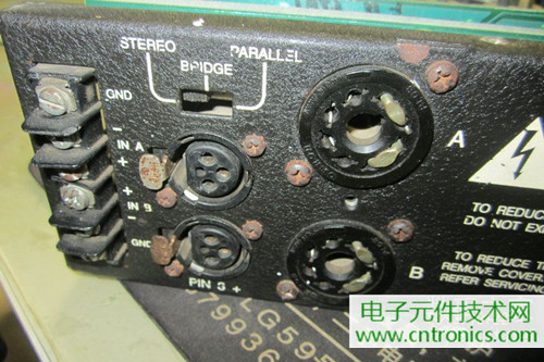 用料很給力！專業(yè)后級(jí)功放美國(guó)高峰FA1201拆解