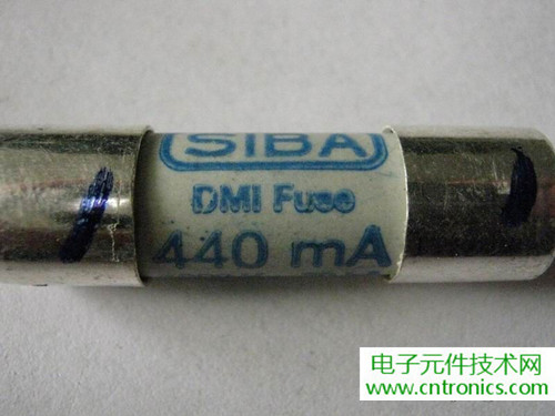 拆全球首款！安捷倫OLED手持式數(shù)字萬(wàn)用表拆解