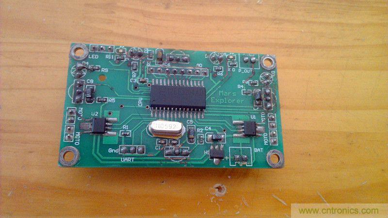 牛人力作！PCB版藍(lán)牙智能小車DIY