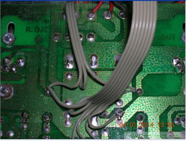 巧奪天工！大神利用山寨功放為高性價(jià)比逆變器"穿新衣"