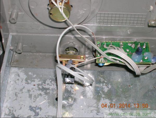 巧奪天工！大神利用山寨功放為高性價(jià)比逆變器"穿新衣"