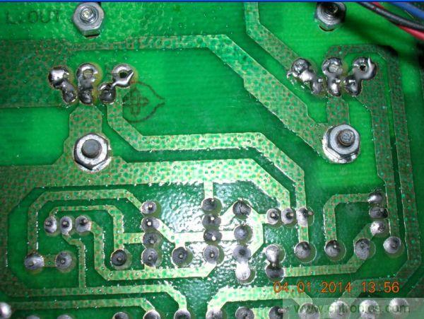 巧奪天工！大神利用山寨功放為高性價(jià)比逆變器“穿新衣”