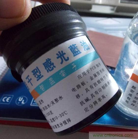 牛人全手工DIY:微電腦智能溫控市電開關(guān)