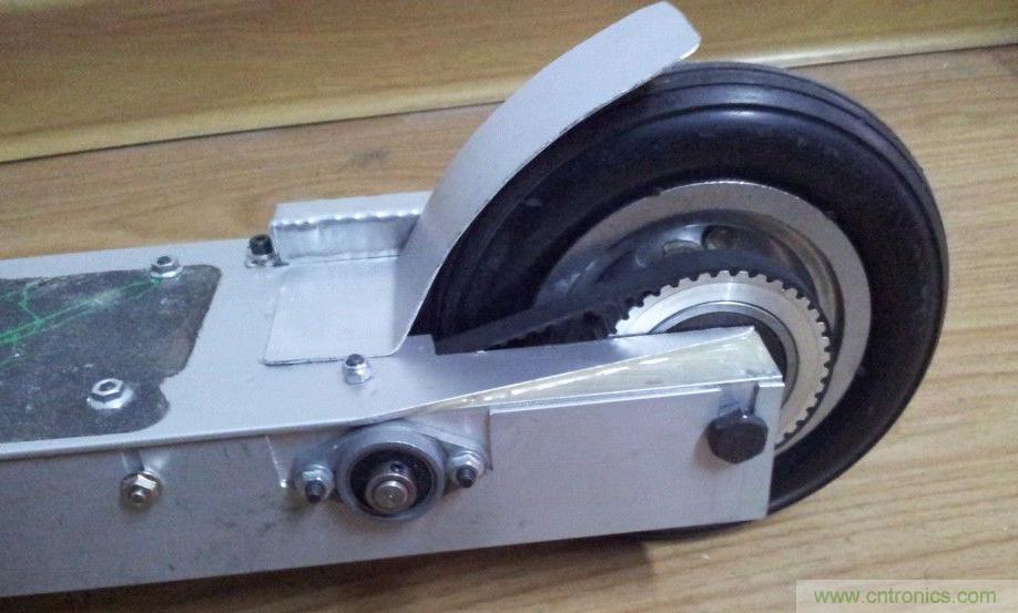 能工巧匠！DIY屬于你的電動滑板車！