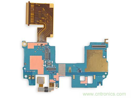 牛人強(qiáng)拆！新HTC One(M8)真機(jī)精密做工難修理