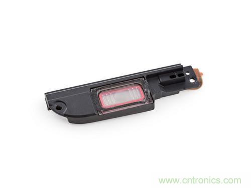牛人強(qiáng)拆！新HTC One(M8)真機(jī)精密做工難修理