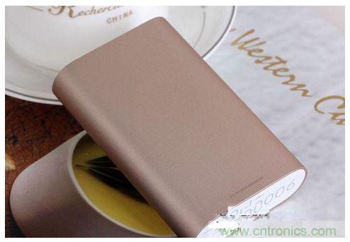 金屬殼更耐燃,價格偏貴