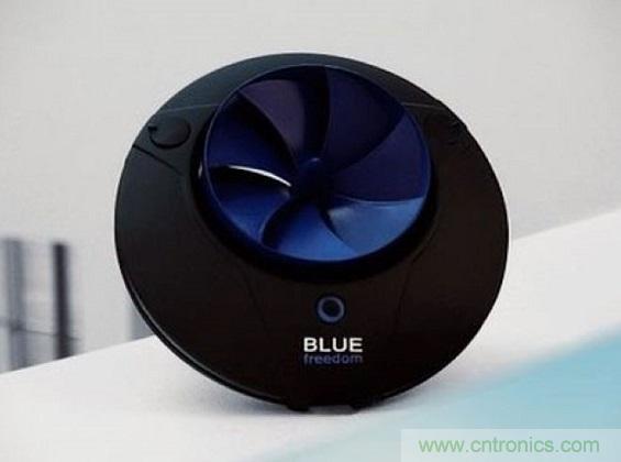 圖4：Blue Freedom是一種“微型水力發(fā)電廠”，能用利用流動的水來為便攜設(shè)備充電。