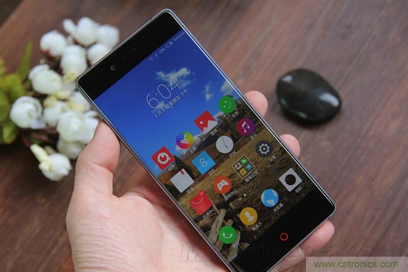 無邊框的 nubia Z9 ，一款既有驚喜，又有驚艷的智能手機