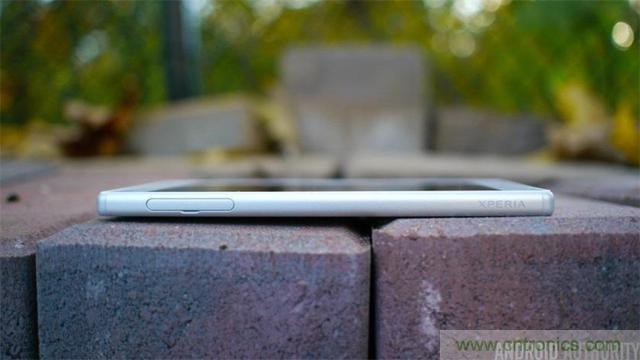 傳奇索尼，憑借Sony Xperia Z5能否在移動(dòng)市場(chǎng)奪得一席之地？