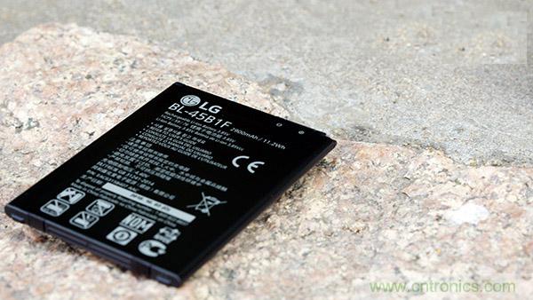 業(yè)界良心 LG V10 評測:剛毅、冷峻，不失人性化