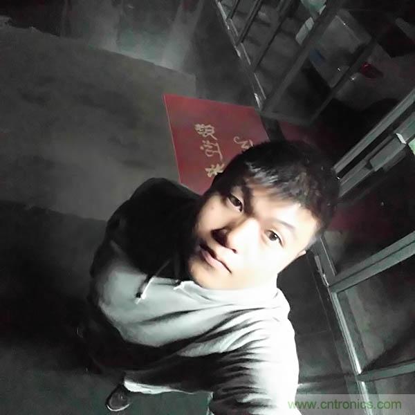 業(yè)界良心 LG V10 評測:剛毅、冷峻，不失人性化