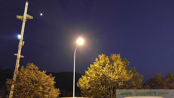 業(yè)界良心 LG V10 評測:剛毅、冷峻，不失人性化