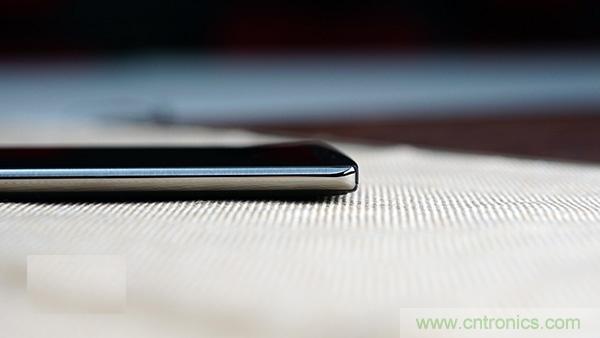 業(yè)界良心 LG V10 評測:剛毅、冷峻，不失人性化