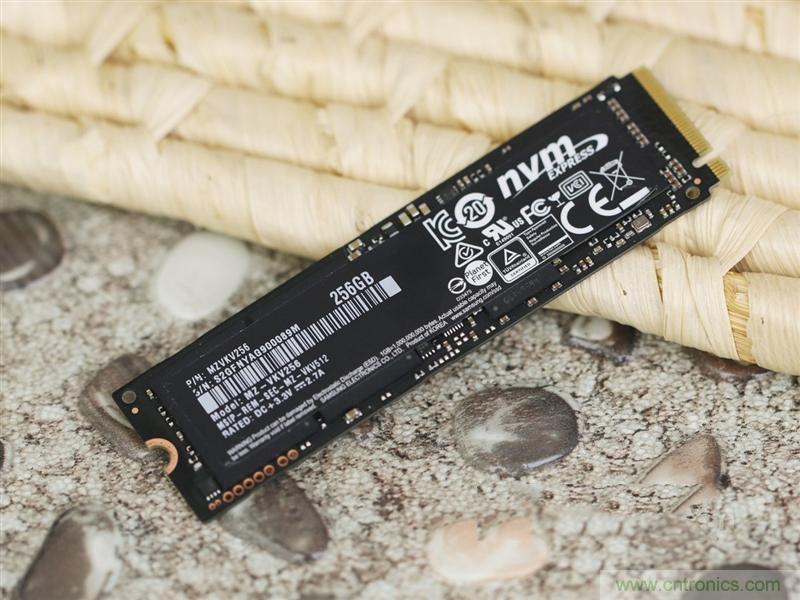 真的性能過剩？揭秘 CPU 對 SSD 的影響