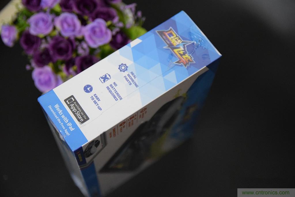 虛擬與現(xiàn)實相結(jié)合的飛車游戲，讓你體驗速度與激情的碰撞！