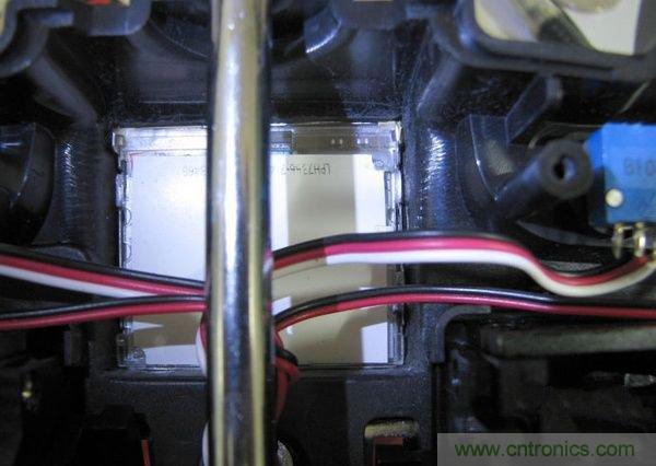 無人機(jī) DIY 制作全過程，酷得不要不要的！