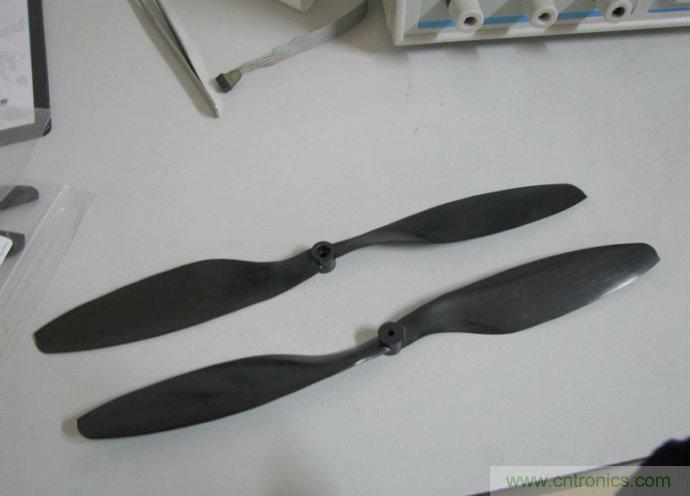 無人機(jī) DIY 制作全過程，酷得不要不要的！