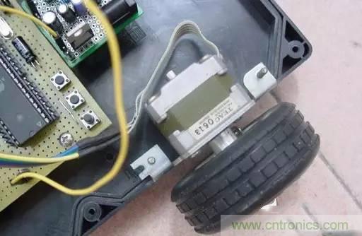 機(jī)器人小車DIY——開(kāi)啟機(jī)器人世界的第一步