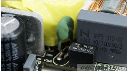 69元小米4口USB充電器詳細(xì)拆解，看完你也能DIY一個(gè)
