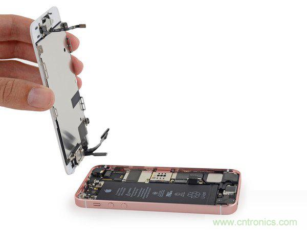 有什么地方?jīng)]有變？iPhone SE真機(jī)拆解