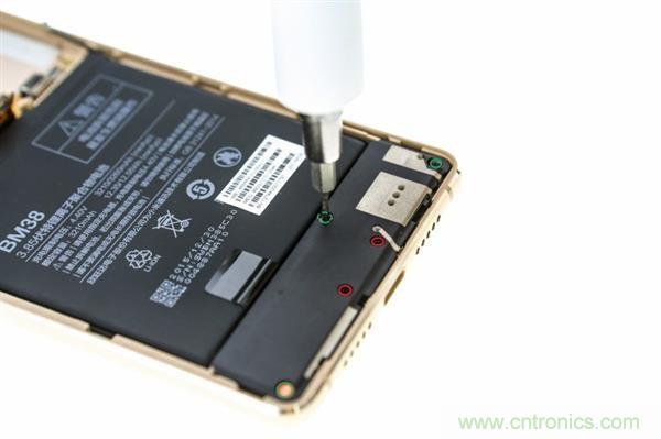 小米手機(jī)4S超詳細(xì)拆解:內(nèi)外硬件大升級