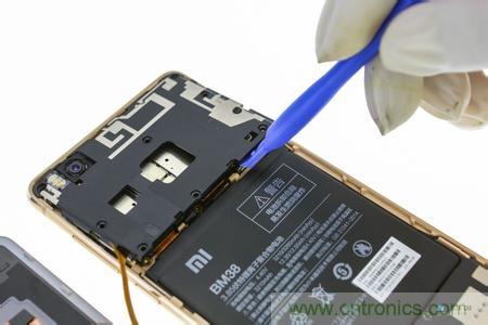 小米手機(jī)4S超詳細(xì)拆解:內(nèi)外硬件大升級