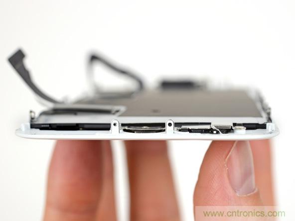 iPhone 8首拆：無線充電版本的iPhone 7？