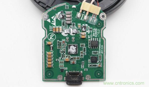 拆解華為保時捷設計快充無線充電器：憑啥能賣699？