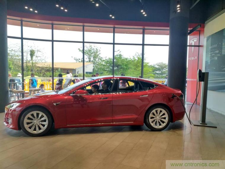 特斯拉一季度交付報(bào)告出爐，產(chǎn)能危機(jī)變需求危機(jī)？