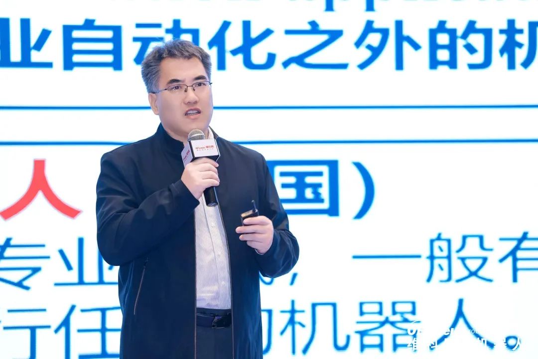 大咖齊聚，智啟新篇 | OFweek 2025（第十四屆）中國(guó)機(jī)器人產(chǎn)業(yè)大會(huì)圓滿收官！
